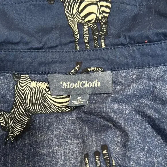 Modcloth Zebra Print Button-Up Shirt - Navy - Picture 5 of 6